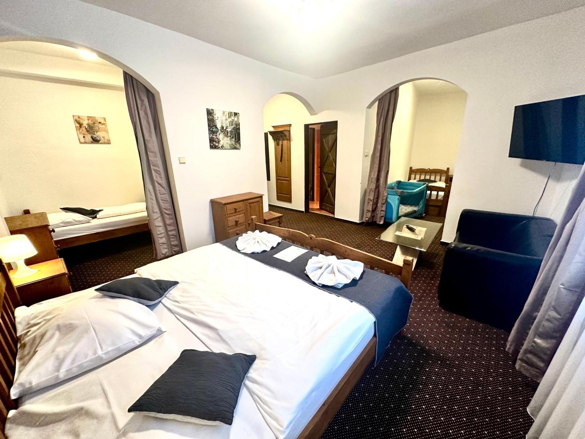 Hotel Lesana Szpindlerowy Młyn Zewnętrze zdjęcie